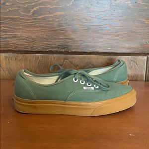 Low top Vans Sneakers